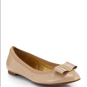 Kate spade patent leather nude bow flat